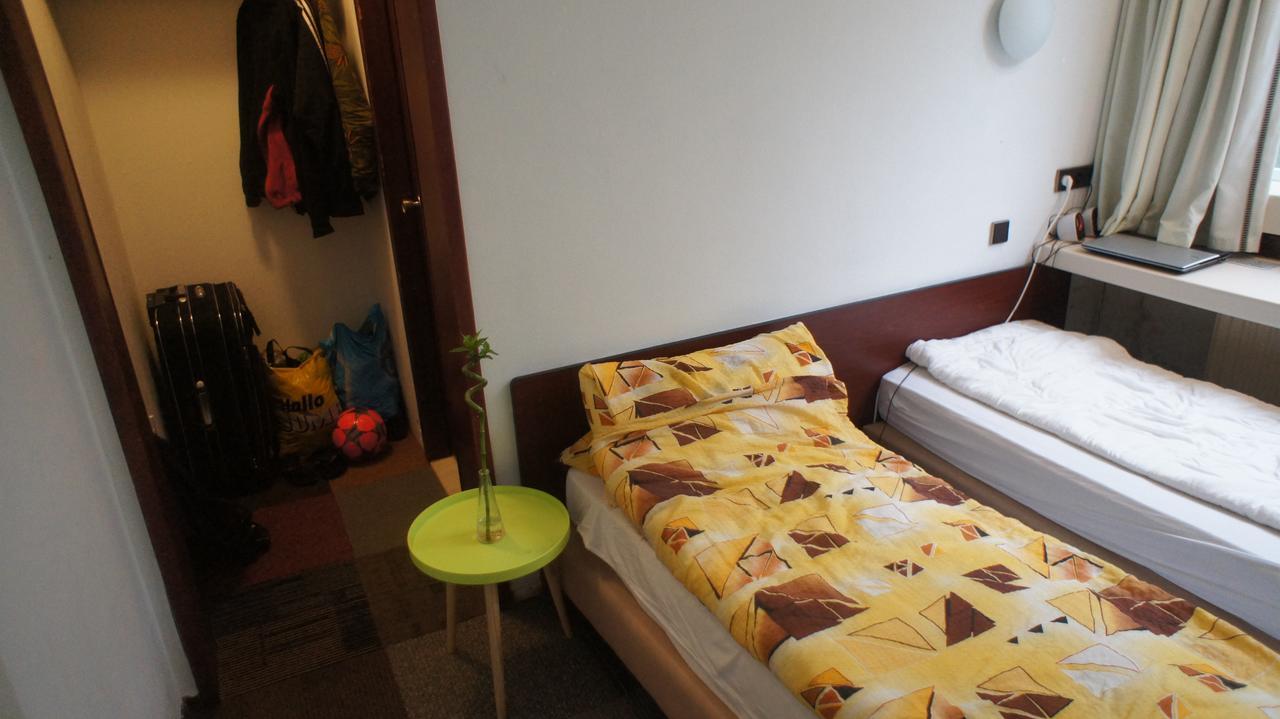 The Budget Hotel Hazerswoude-Rijndijk Εξωτερικό φωτογραφία