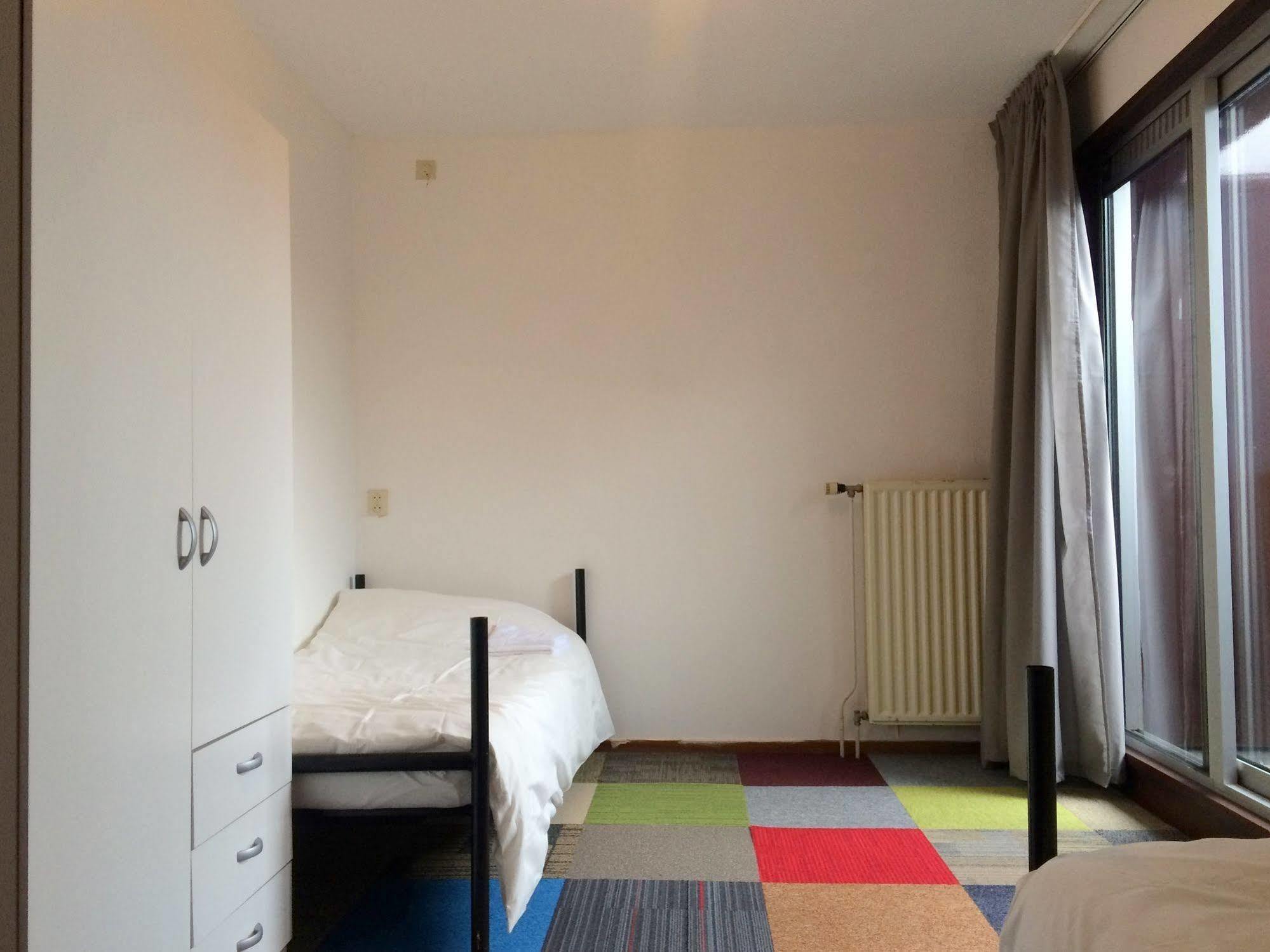 The Budget Hotel Hazerswoude-Rijndijk Εξωτερικό φωτογραφία